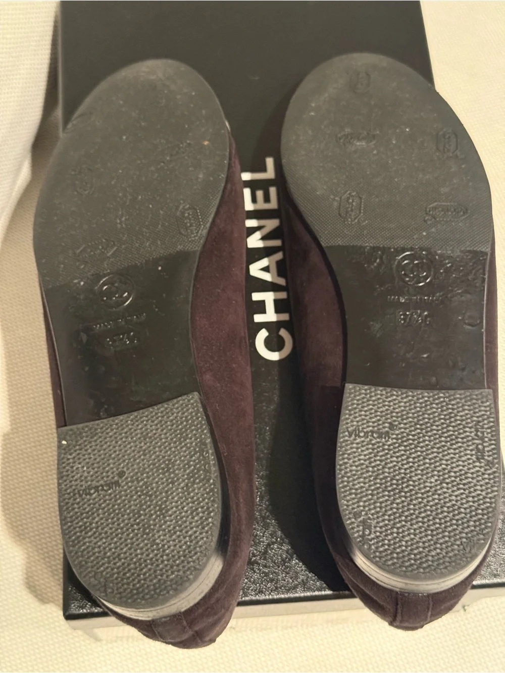 CHANEL black suede Ballet Flats with Cream Patterned Cap Toe